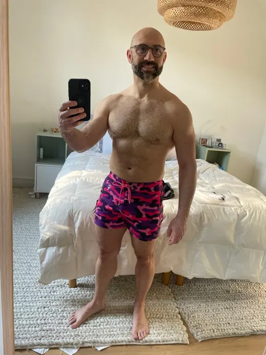 Customer photo from Armando R. review of Pink Camo - 3"