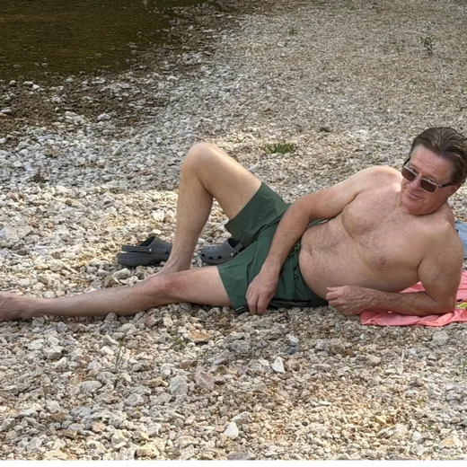 Customer photo from Donald W. review of Khaki Green 7"